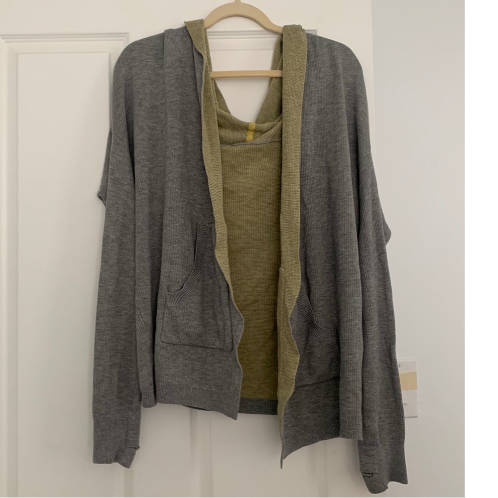 Lululemon Reversible Wrap